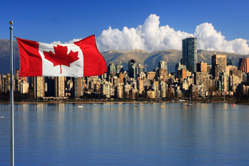 Canada imposes sanctions on Russia