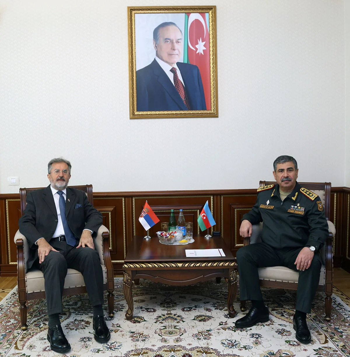 Azerbaijan and Serbia discuss military cooperation
