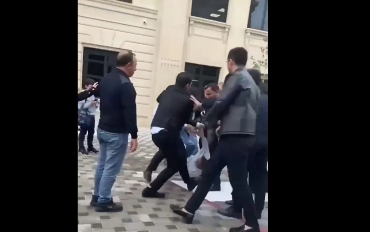 DİN: Bakıda məktəbin həyətindəki dava ilə bağlı araşdırmalara başlanılıb