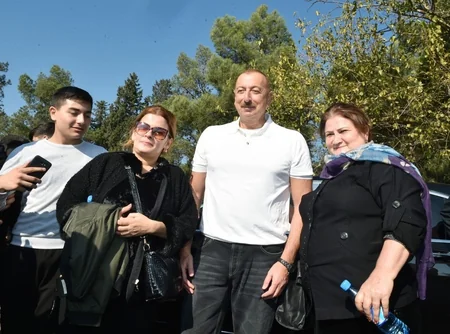 President Ilham Aliyev and first lady Mehriban Aliyeva attended tree-planting campaign in Khatai district, Baku