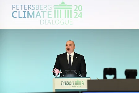 İlham Əliyev Berlində XV Petersberq İqlim Dialoqunun Yüksək Səviyyəli Seqmentində çıxış edib - YENİLƏNİB-5