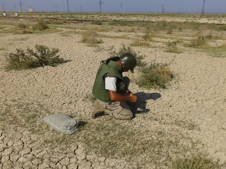 Xızının Giləzi qəsəbəsi və Sitalçay kəndində 128 ədəd partlamamış hərbi sursat tapılıb