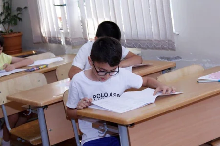 Liseylərin V və VII siniflərinə qəbul üzrə müsabiqə keçirilib