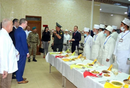 US delegation visits military unit - VIDEO