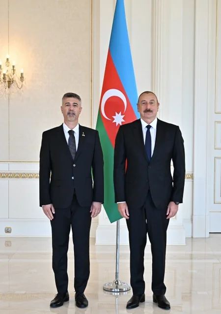 İlham Əliyev Macarıstanın yeni səfirinin etimadnaməsini qəbul edib - YENİLƏNİB