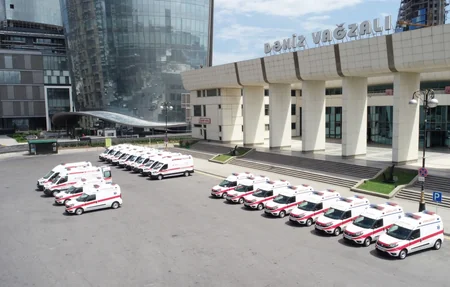 Prezidentin tapşırığı ilə Azərbaycana yeni təcili tibbi yardım avtomobilləri gətirilib 