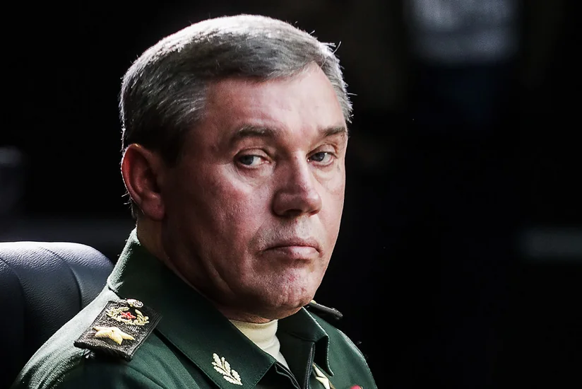 Ukrayna Valeri Gerasimovun təyinatını ordu daxilindəki çəkişmələrin göstəricisi sayır