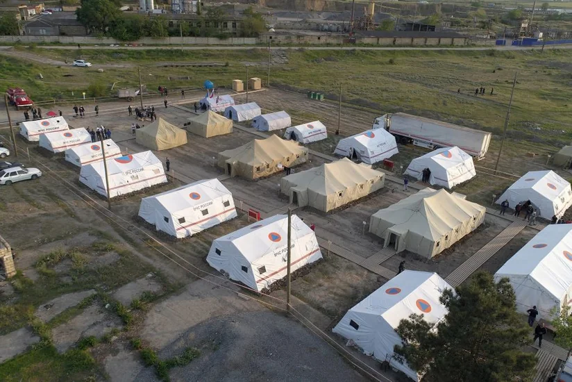 Пятеро детей и беременная женщина возвращены в Азербайджан из временного лагеря в Дагестане