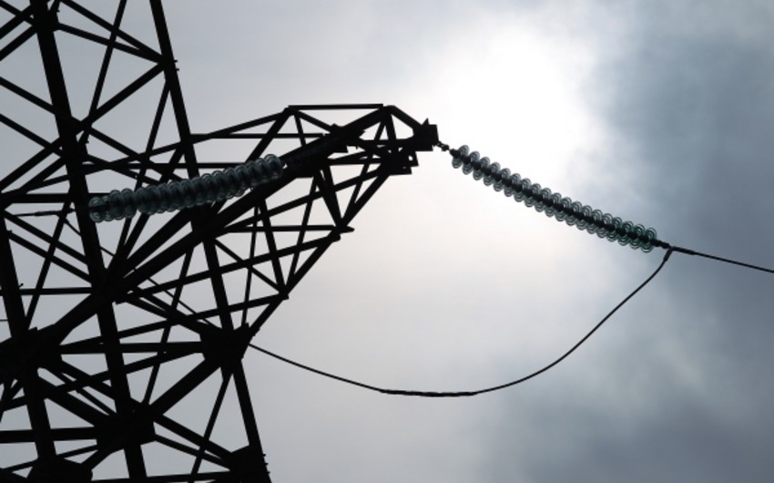 Azərbaycan bu il elektrik enerjisi ixracını 8% azaldıb