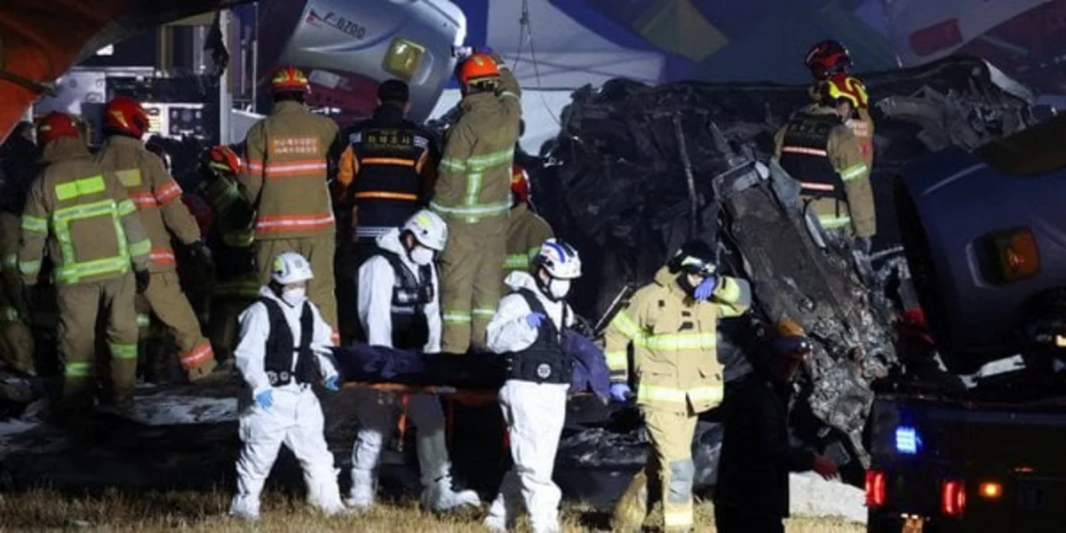 US investigators, Boeing officials join on-site probe of Jeju Air crash in Muan