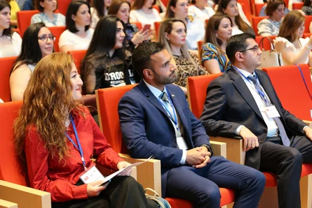 Bakıda II illik beynəlxalq ingilis dili üzrə təlim konfransı başa çatıb