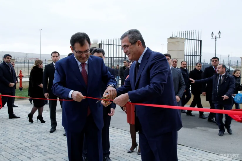 Sahil qəsəbəsində “Gənclər evi” istifadəyə verilib
