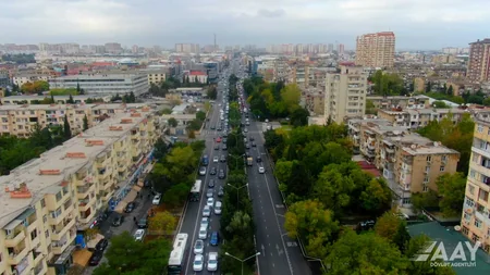 Bakının Əhməd Rəcəbli küçəsinin bir hissəsində təmir işləri aparılıb