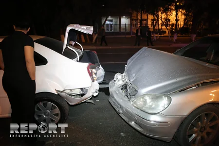 Bakıda qadın sürücü zəncirvari yol qəzasına səbəb olub - FOTO - VİDEO - YENİLƏNİB