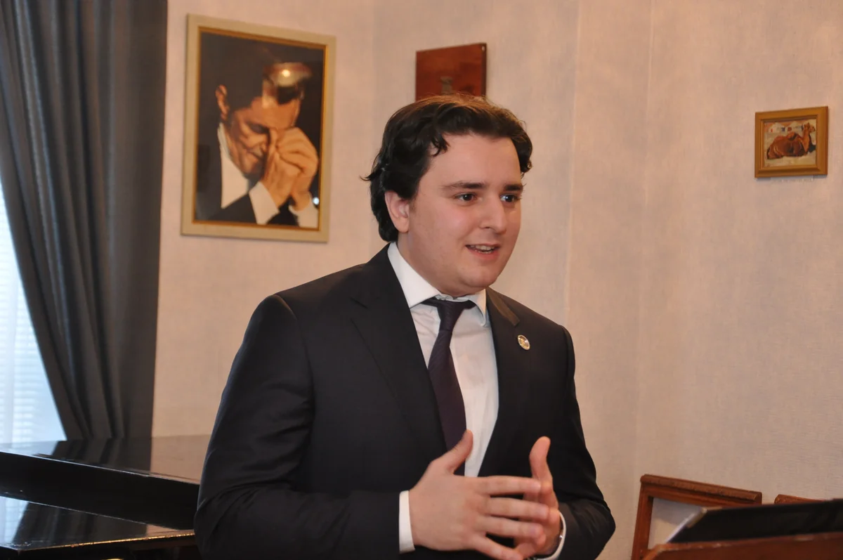 Gənc vokalçı konsert proqramı ilə çıxış edəcək