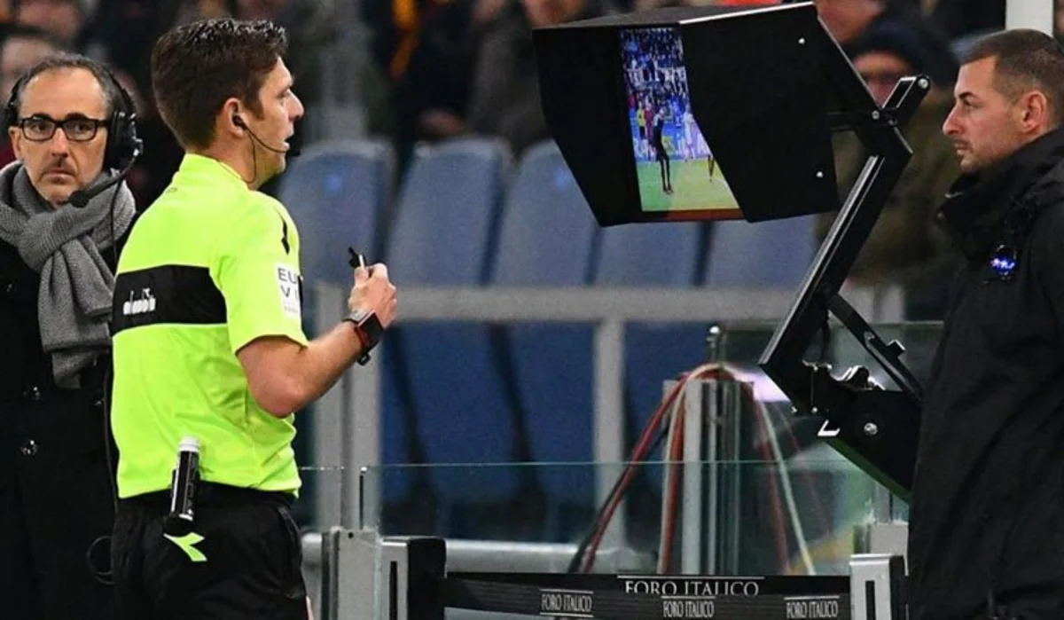 Azərbaycan millisinin futbolçusunun çıxış etdiyi çempionatda VAR-dan istifadə olunacaq