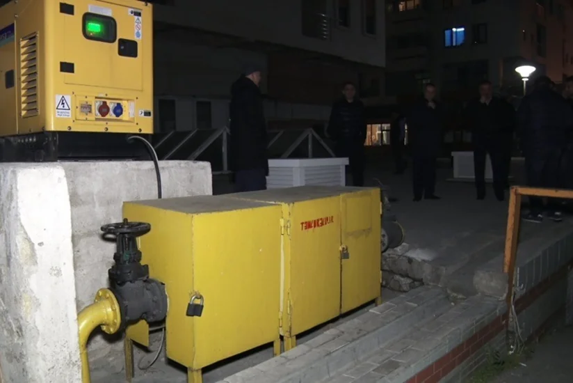 В Баку из-за долга ЖСК отключено отопление 300 квартир - ВИДЕО