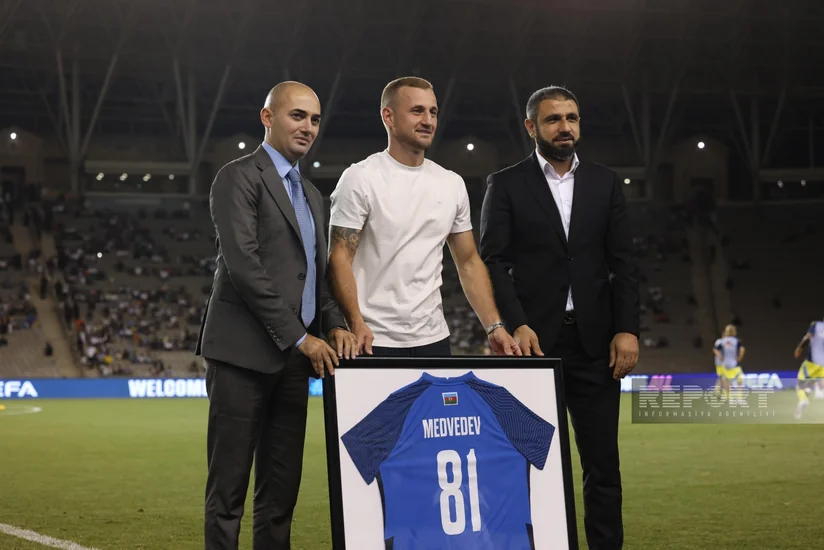 Maksim Medvedev: Futbol oynaya və qol imkanları yarada bilirik - MÜSAHİBƏ