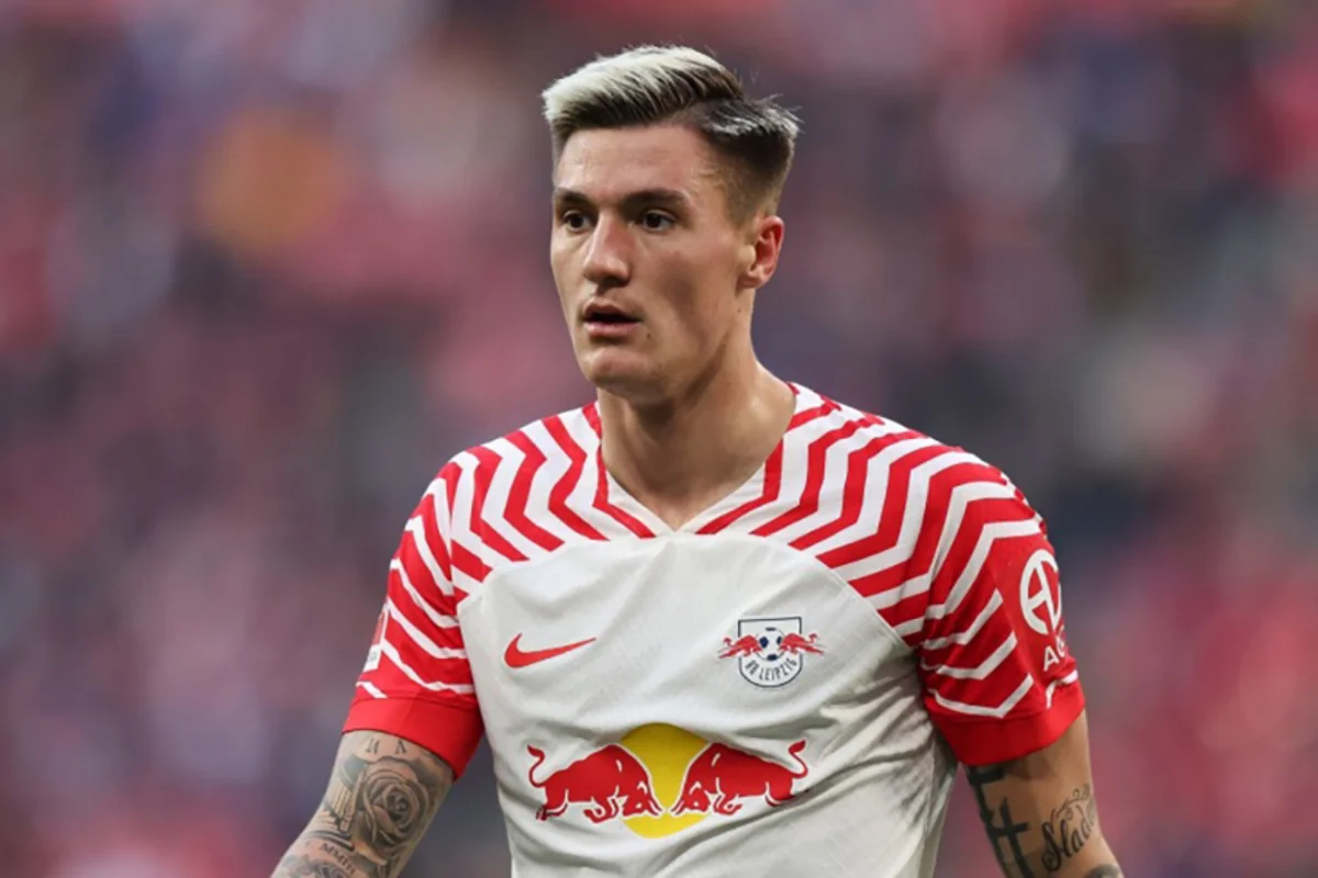 Arsenal Bundesliqada çıxış edən hücumçunu transfer etməyi düşünür