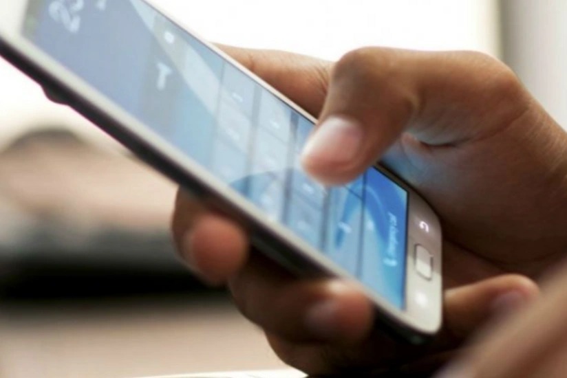 Azerbaijan's mobile phone revenue dips in May despite overall growth