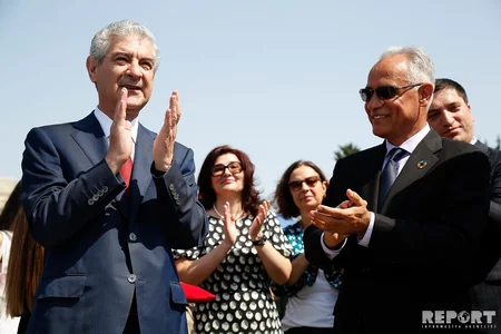 Bakı Bulvarında Dayanıqlı İnkişaf Məqsədlərinə həsr olunmuş stendlərin açılış mərasimi keçirilib
