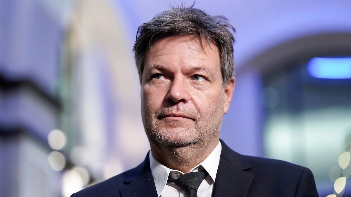 German vice-chancellor spoke for strengthening Germany's role in NATO