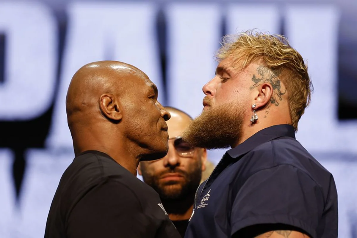 Mayk Taysonla Paul arasında boks döyüşü təxirə salınıb