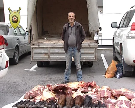 Balakəndə 500 kiloqrama yaxın mənşəyi məlum olmayan əti satmaq istəyən şəxs saxlanılıb