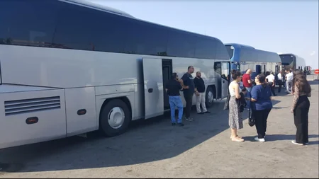 Diaspor nümayəndələrinin Şuşaya növbəti səfəri başlayıb