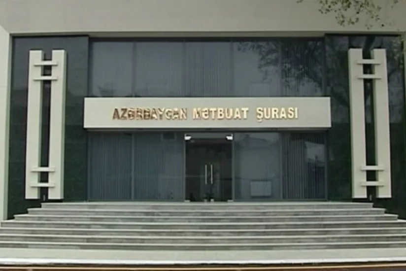 Bakıda şagirdin intihar etməsi ilə bağlı konfrans keçirilib