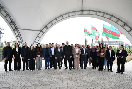 İlham Əliyev və birinci xanım Ağdamın Sarıcalı kəndinin ilk mərhələsinin açılışında iştirak edib - YENİLƏNİB-3