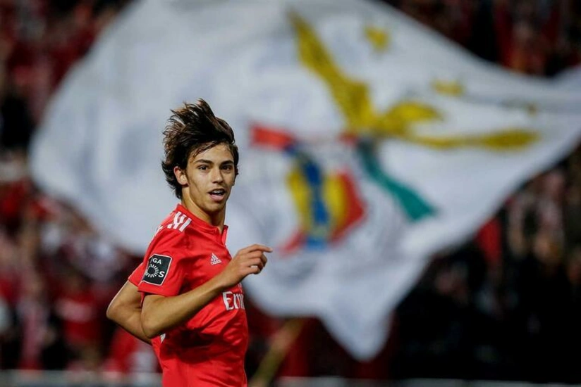 KİV: Atletiko transfer rekordunu qırmaq istəyir