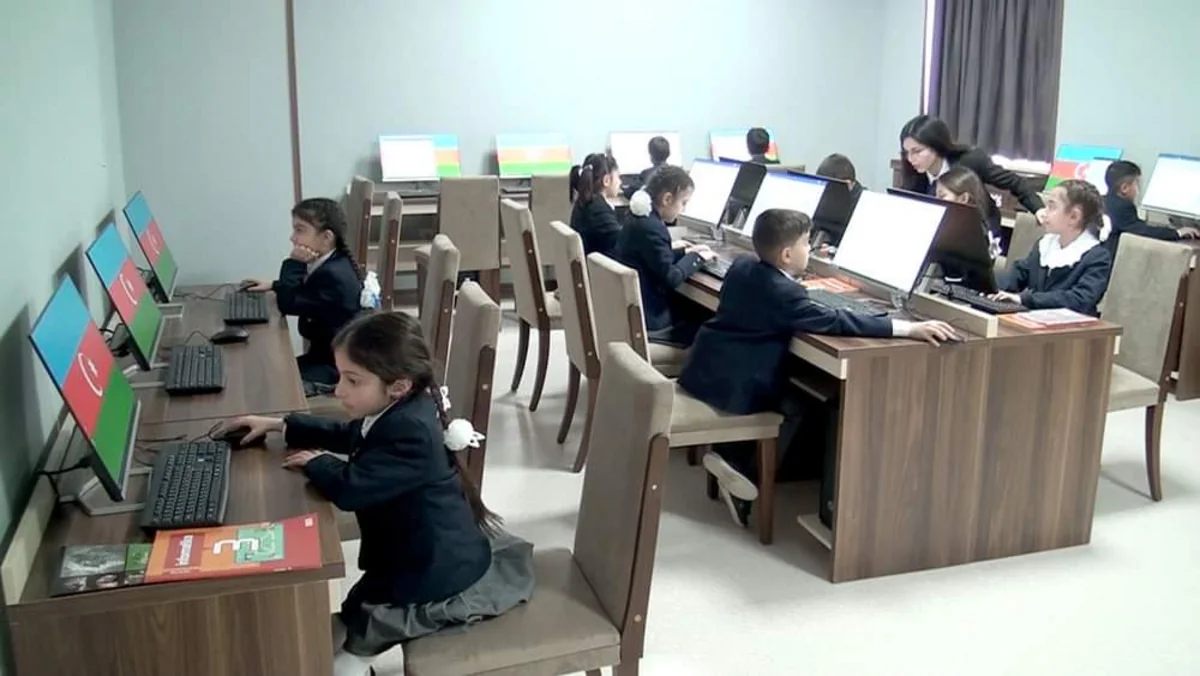 Ordubadda yeni məktəb, yol, kənd və xidmət mərkəzləri istifadəyə verilib