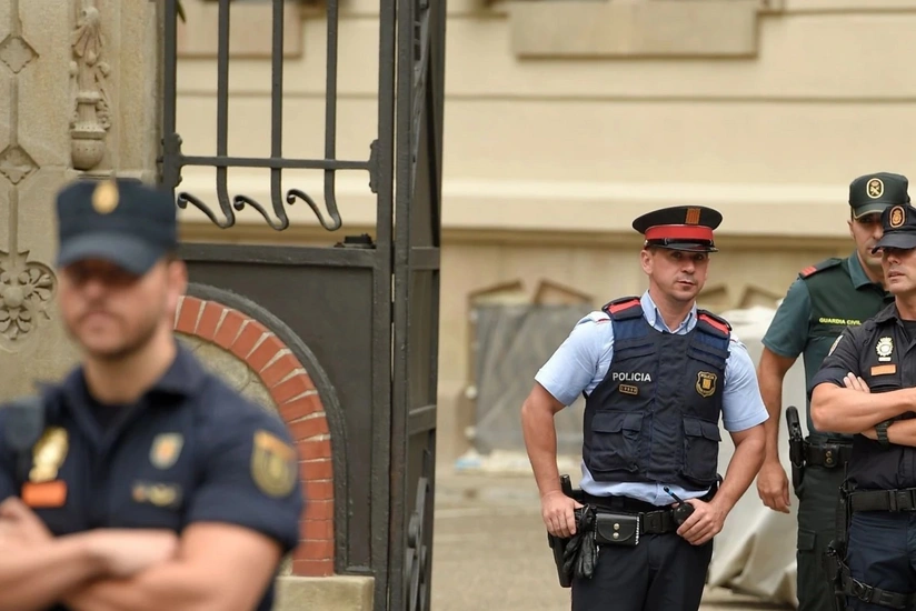 İspaniya polisi içərisində partlayıcı maddə olan zərflərin haradan göndərildiyini öyrənib