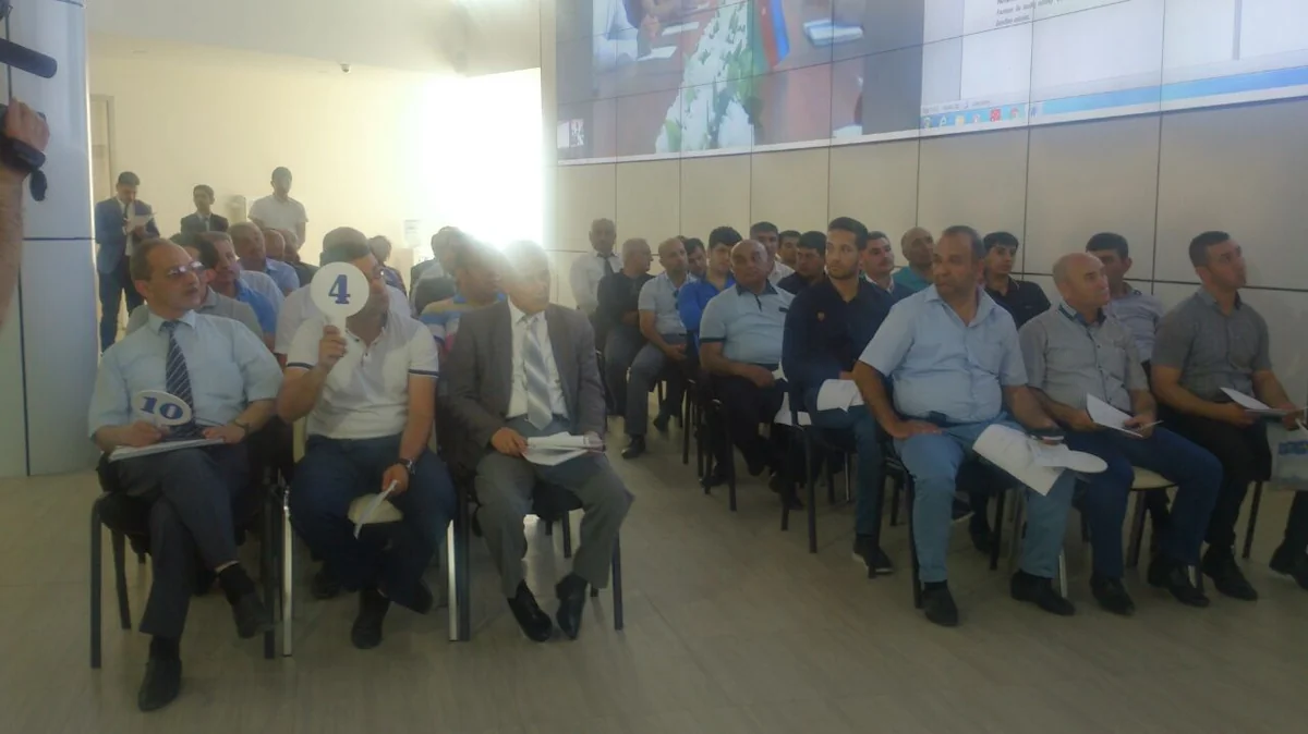 Azərbaycanda 17 dövlət əmlakı özəlləşdirilib