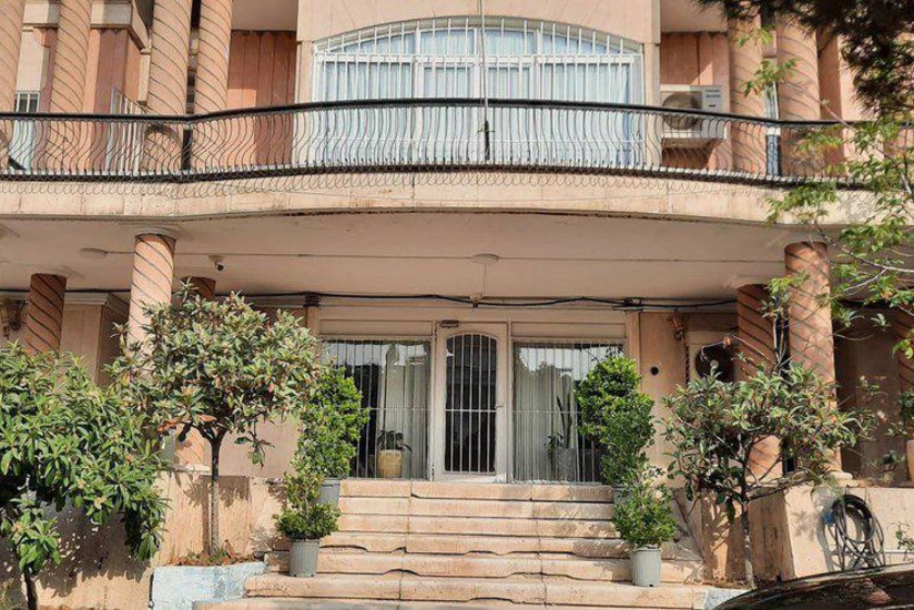 İranın Suriyadakı səfirliyi işini bərpa edib