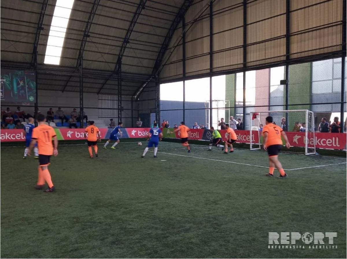 Vəkillər arasında beynəlxalq futbol turnirinin qalibi Azərbaycan 1 komandası olub - FOTO - VİDEO