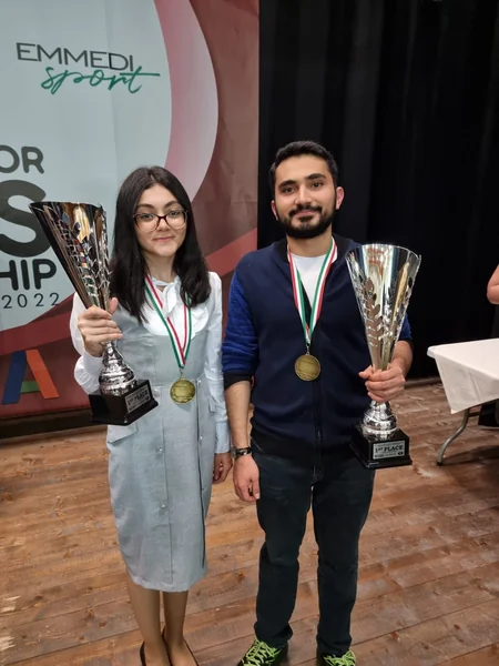 FIDE prezidenti azərbaycanlı dünya çempionlarını təbrik edib