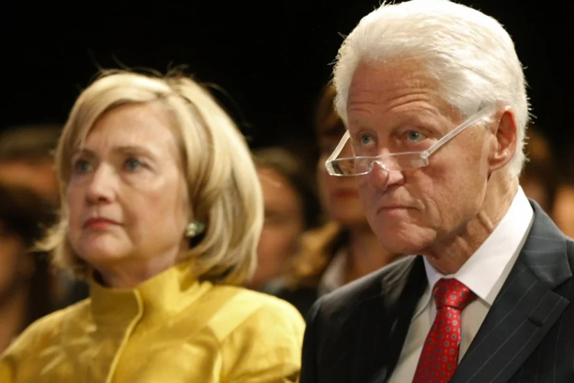 Билл и Хиллари Клинтон поддержали Харрис в качестве кандидата в президенты