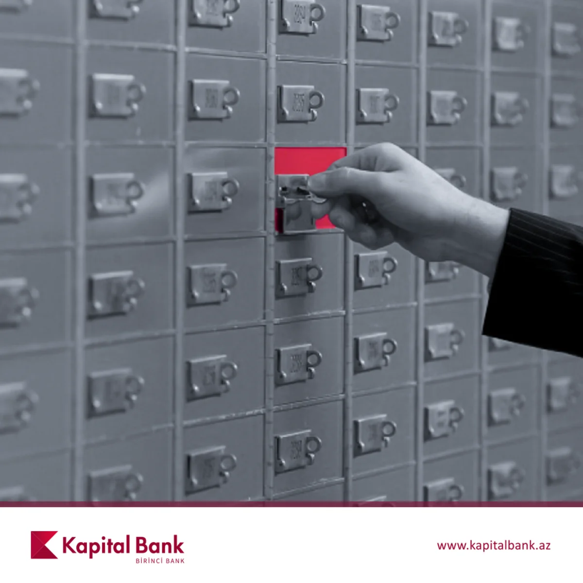 “Kapital Bank” Gəncədəki filialında depozit seyflərini istifadəyə verib