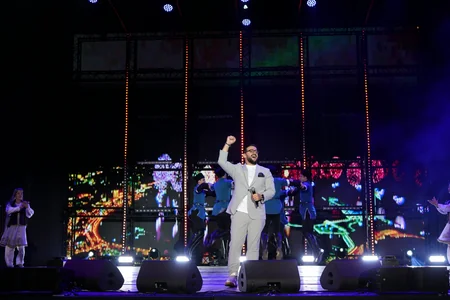 Heydər Əliyev Mərkəzinin parkında Milli Qurtuluş Gününə həsr olunan konsert keçirilib
