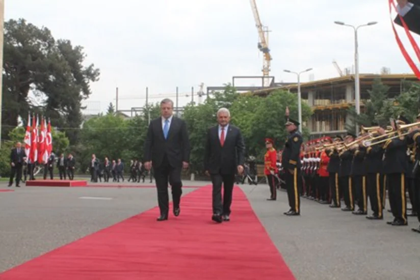 Türkiyə və Gürcüstan hökumətlərinin başçıları  regional təhlükəsizlik məsələlərini müzakirə ediblər
