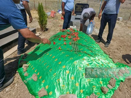 Naxçıvanda göldə batan şəxsləri xilas etməyə çalışarkən boğularaq ölən polis dəfn olunub