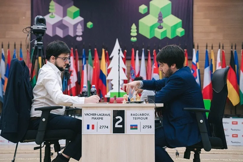 Fransalı şahmatçı: FIDE istəsə də, Rəcəbovu yarışa qaytara bilməz
