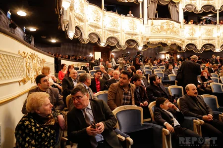 Milli Teatr Günündə Zirvə mükafatının təqdimat mərasimi keçirilib