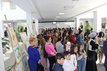 ​Uşaq ədəbiyyatının problem və prespektivləri müzakirəyə çıxarılıb