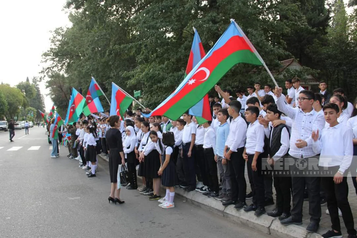 Состоялось открытие бюста шехида Отечественной войны