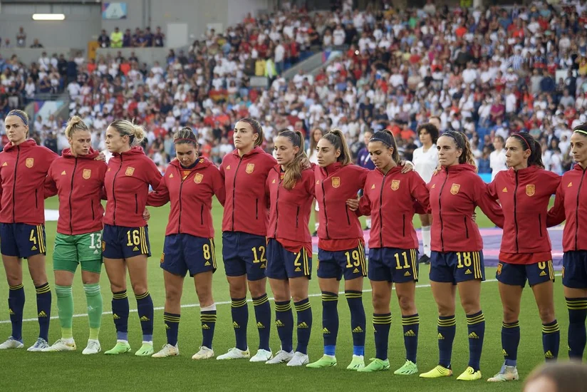 İspaniya millisində qalmaqal: 15 futbolçu yığmadan imtina edir