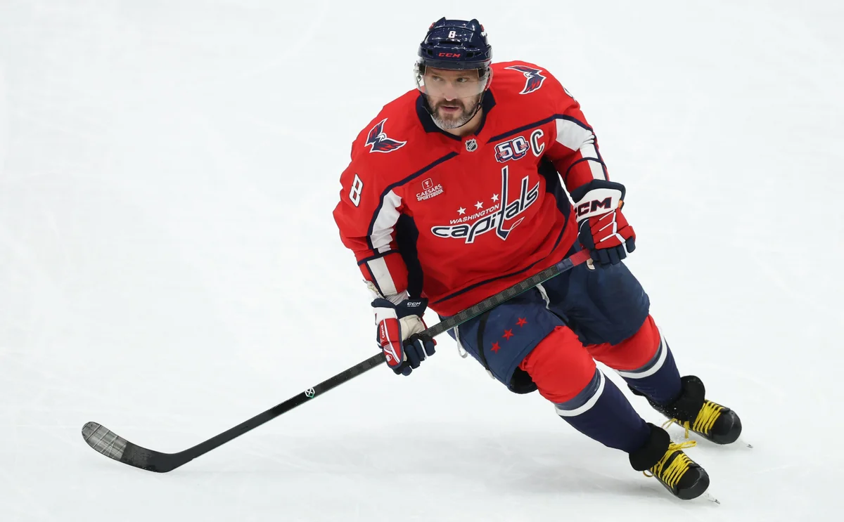 Rusiyalı hokkeyçi NHL rekordunu təkrarlayıb