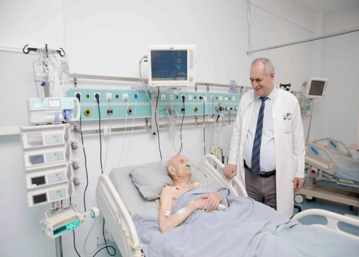 Bakıda 110 yaşlı şəxs əməliyyat olunub